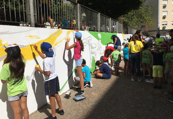 Pintura de Mural no Parque Bento Jesus Caraça