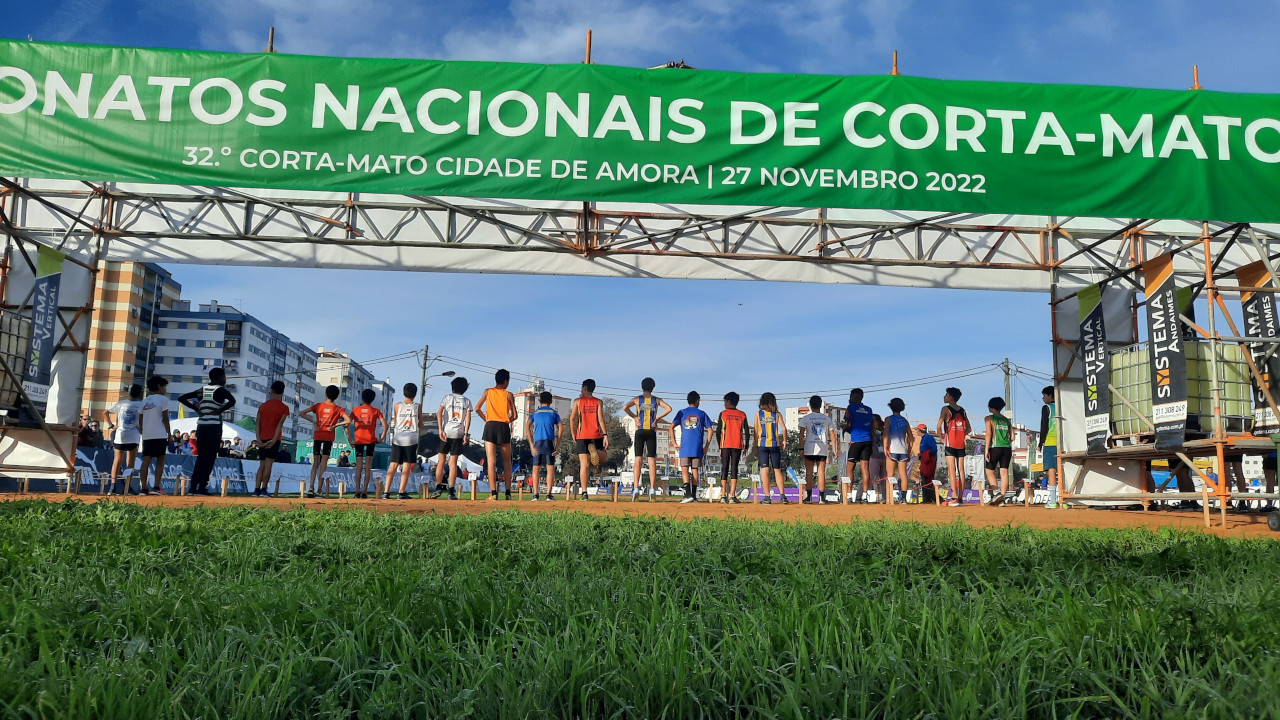 A Natureza Ensina vence por equipas no 32º Corta Mato da Cidade de Amora