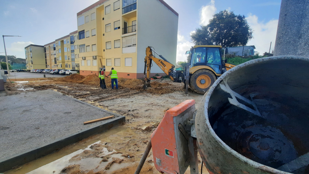 Cruz de Pau: obras procuram resolver erosão pluvial