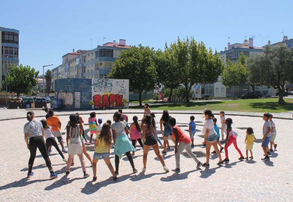Aula aberta de Dança Contemporânea 