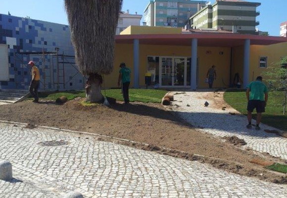 Melhoramentos no espaço exterior da JI Qta do Conde de Portalegre