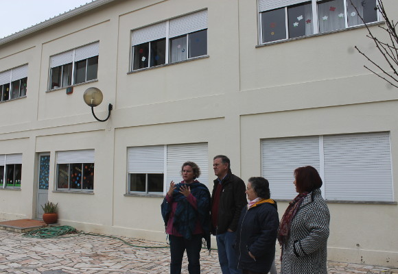 Junta de Freguesia visita as escolas de Amora 