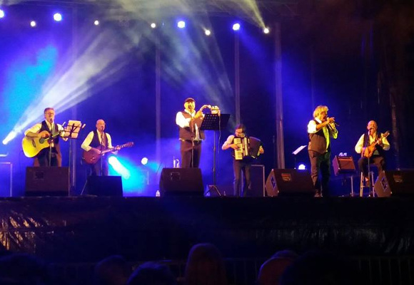 Grupo Banza anima Festas Populares