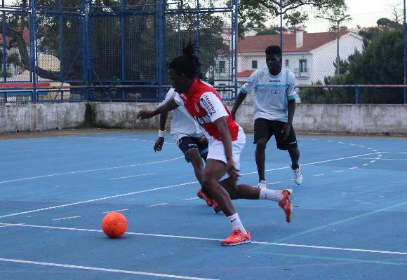 Torneio de futsal assinala Dia da Criança