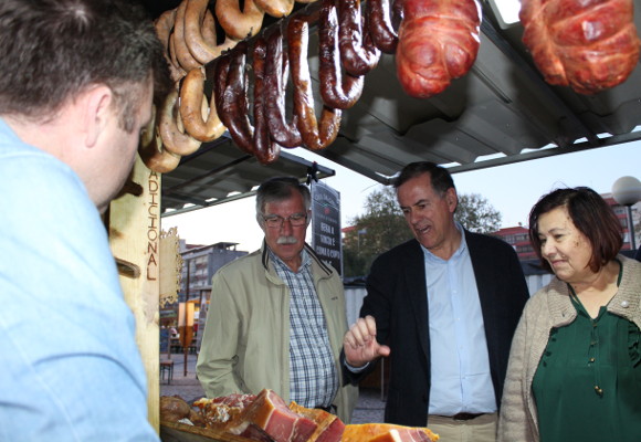 Feira do Fumeiro regressa ao Jardim do Fogueteiro