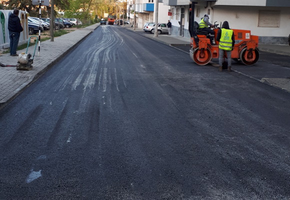 Pavimentação da rua Manuel Teixeira Gomes