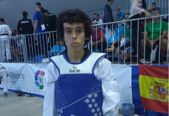 Atletas de Taekwondo do CDR Águias Unidas no Campeonato Europeu 