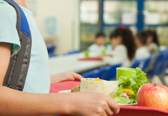 Refeições gratuitas aos alunos do Escalão A