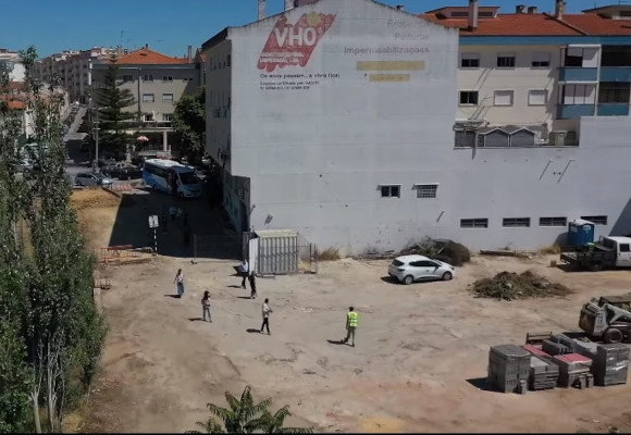 Obras Municipais: requalificação e estacionamento nos Foros de Amora