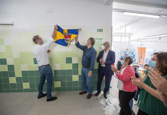Inauguradas obras de requalificação do Mercado Municipal da Cruz de Pau 