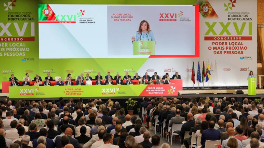 Crise habitacional centrou debate dos Municípios reunidos na Amora