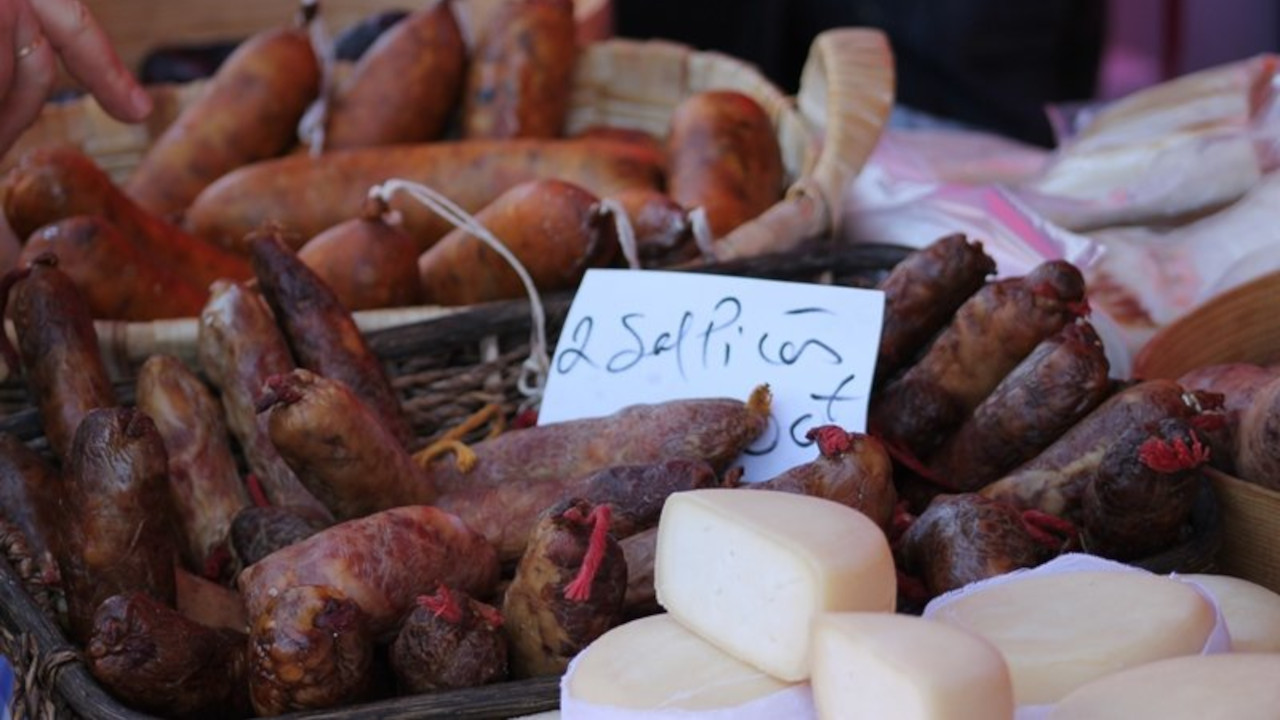 Feira do Fumeiro de Amora em direto no Somos Portugal
