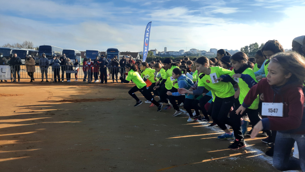 Vale Milhaços vence o 37.º Corta Mato Escolar Concelhio