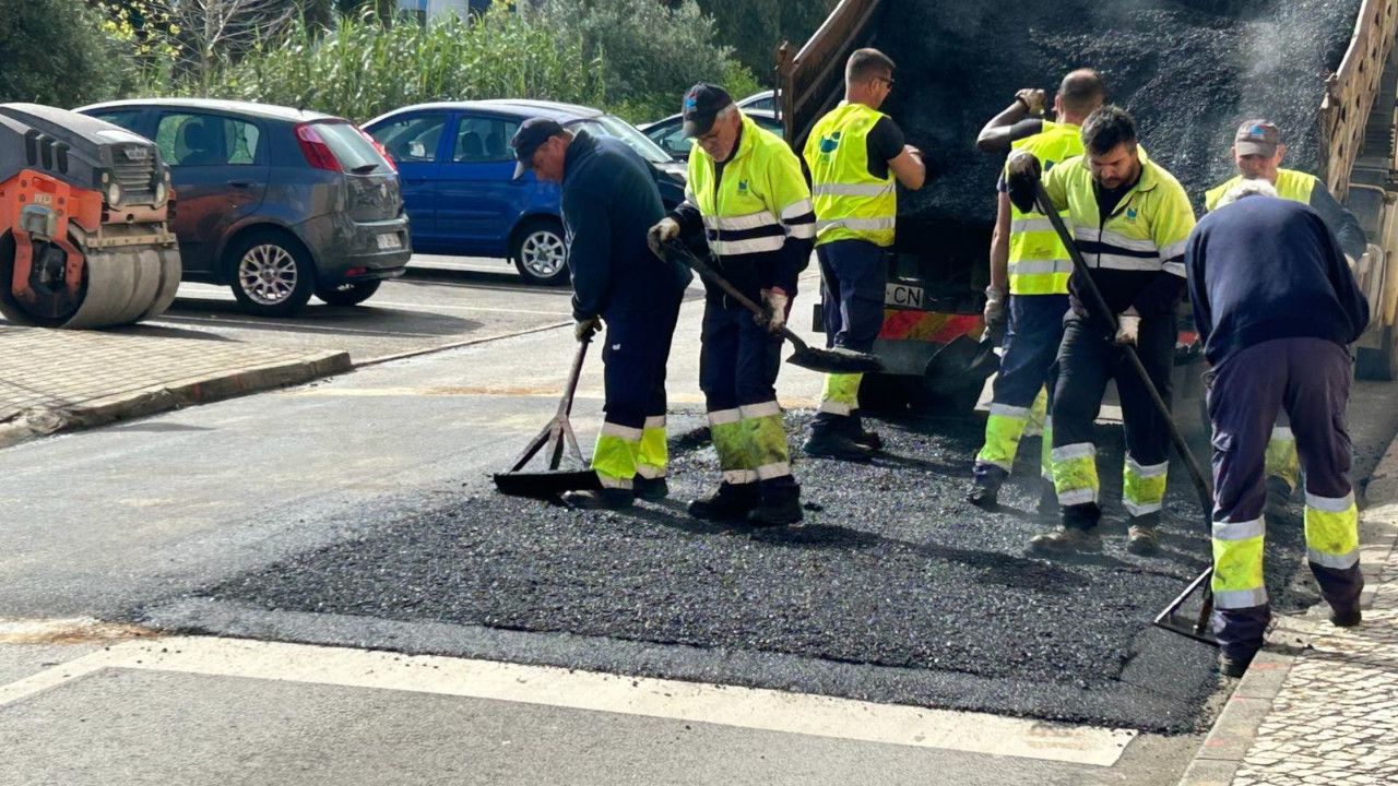Lombas elevadas para aumentar segurança pedonal