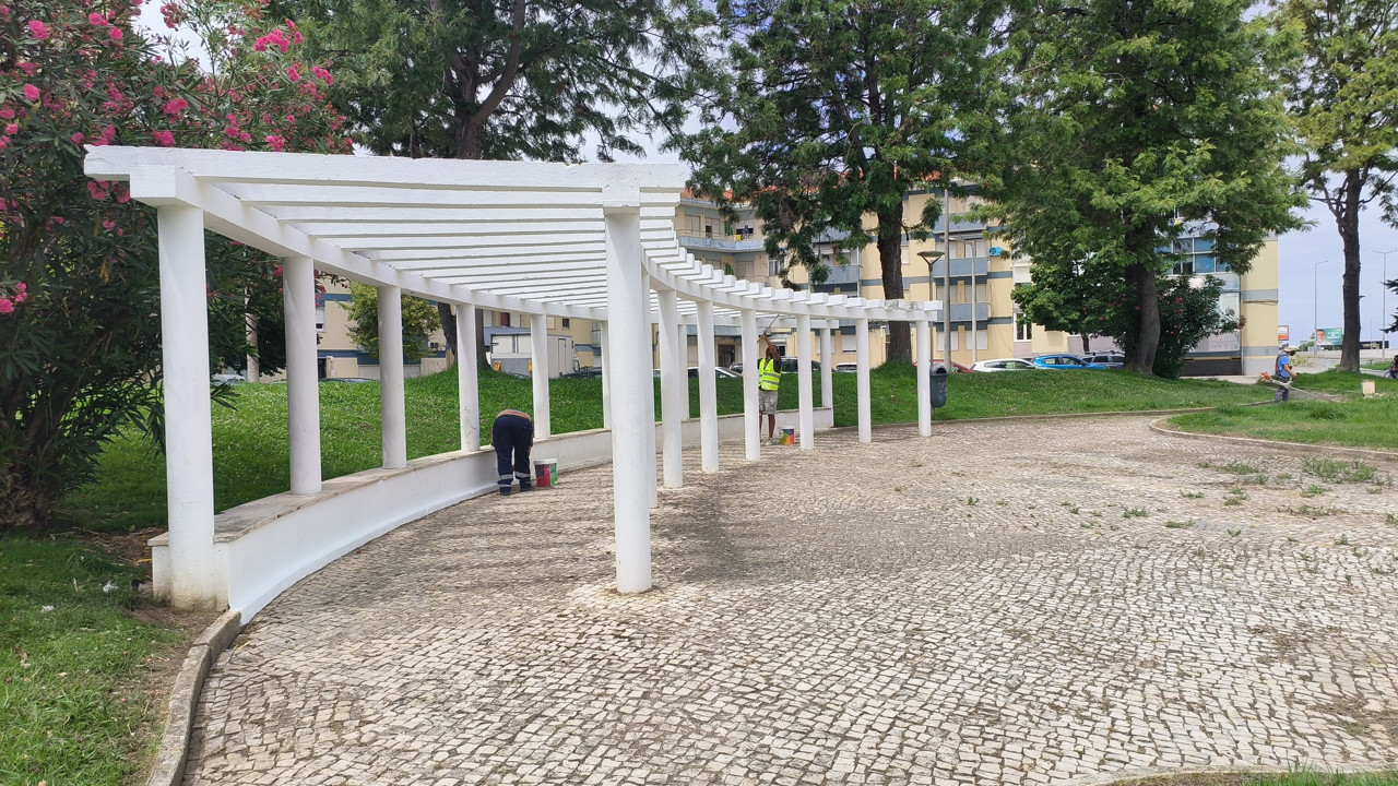 Jardim da Rua do Alentejo com nova cara
