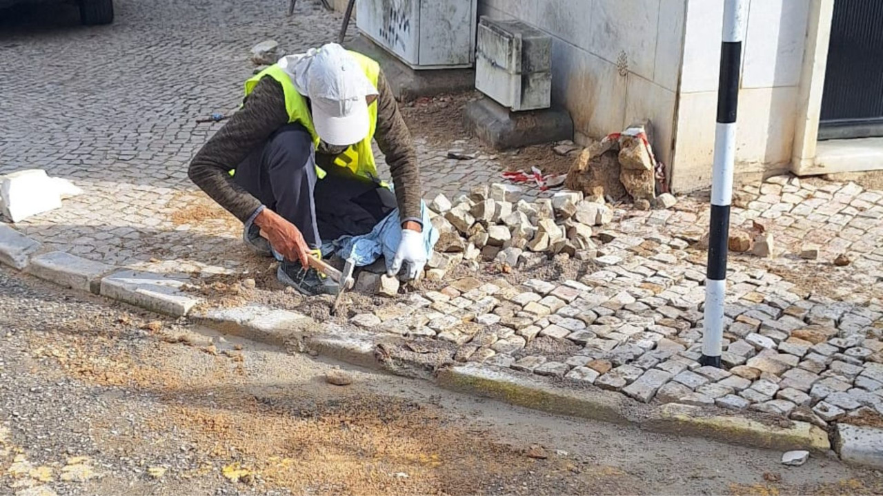 Manutenção da Calçada na Rua de Binta: Segurança e Conforto para Todos