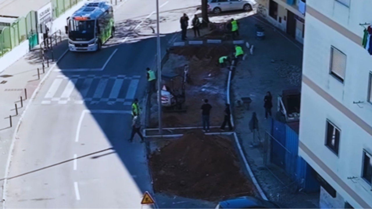 Rua de Cacheu com melhorias no estacionamento e espaço público